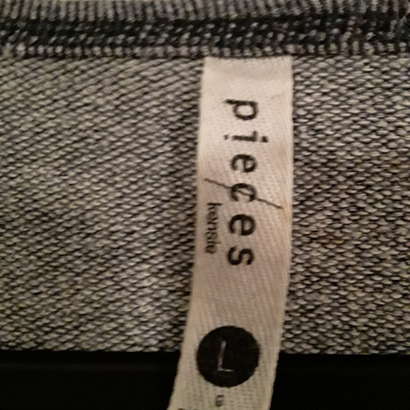 Pieces by Kensie Longsleeve Crewneck Long Sweater - Picture 8 of 9